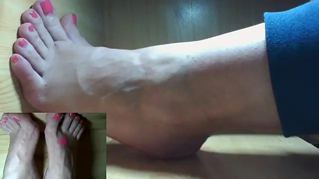 Snapshot of Siliconefucker chatting on April 2026 08:37:01 PM Siliconefucker online show from April 2026 08:37:01 PM