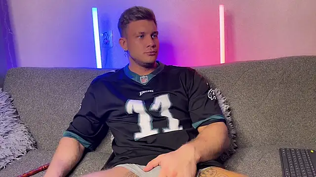 Snapshot of Adam_misti chatting on January 2025 01:21:02 PM Adam misti online show from January 2025 01:21:02 PM