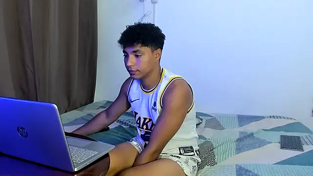 Snapshot of jonmaykolrose chatting on January 2025 02:40:01 AM jonmaykolrose online show from January 2025 02:40:01 AM