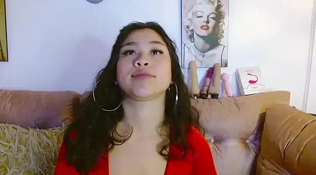 Snapshot of hinataleecs chatting on February 2025 07:29:01 AM hinataleecs online show from February 2025 07:29:01 AM