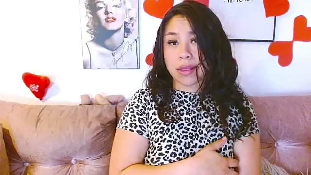 Snapshot of hinataleecs chatting on February 2025 11:36:02 AM hinataleecs online show from February 2025 11:36:02 AM