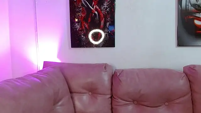 Snapshot of hinataleecs chatting on November 2025 09:14:01 PM hinataleecs online show from November 2025 09:14:01 PM