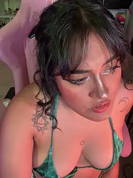 Snapshot of pawmistry chatting on February 2025 01:13:02 AM pawmistry online show from February 2025 01:13:02 AM