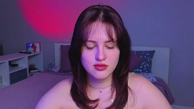 Sarah Soul  online show from June 2026 11:00:01 PM