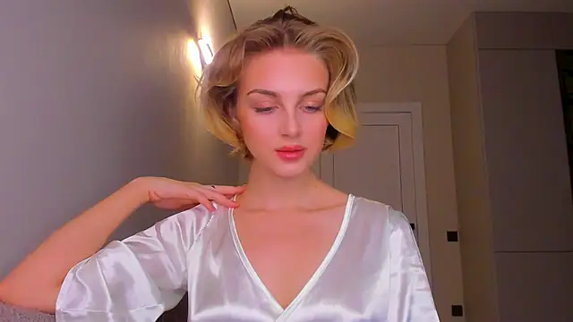 Snapshot of pretty_girlnextdoor chatting on February 2025 05:57:02 PM pretty girlnextdoor online show from February 2025 05:57:02 PM