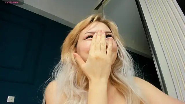 Xiao Mei  online show from December 2024 01:49:02 PM