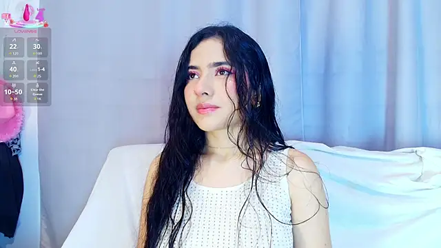 adara johnson   online show from November 2025 11:54:02 AM