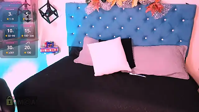 ASHLIE DIXON1 online show from December 2024 02:24:02 PM