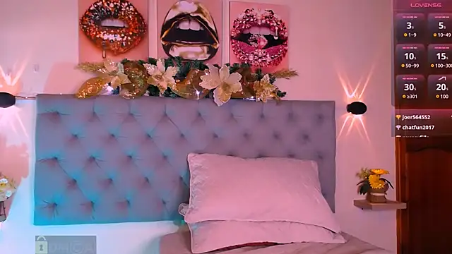 ASHLIE DIXON1 online show from December 2024 08:34:01 PM