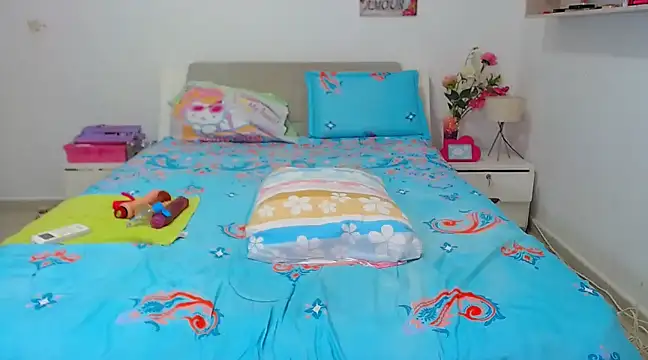 Kendralove31xxx online show from December 2024 03:47:02 AM