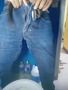 Snapshot of friendsloversex chatting on October 2025 08:20:01 PM friendsloversex online show from October 2025 08:20:01 PM