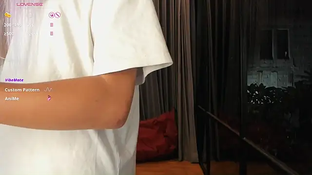 Snapshot of adele_lyv chatting on December 2024 12:49:01 PM adele lyv online show from December 2024 12:49:01 PM