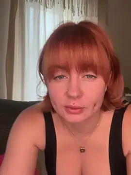 ObviouslyPeachy online show from October 2025 09:51:02 AM