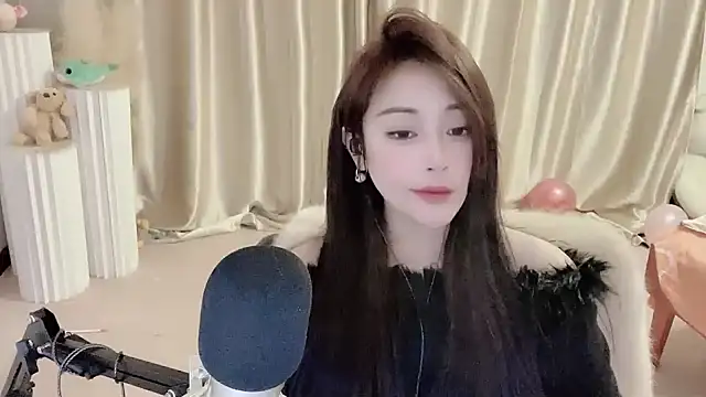 Daisy-77 online show from January 2025 09:11:02 PM