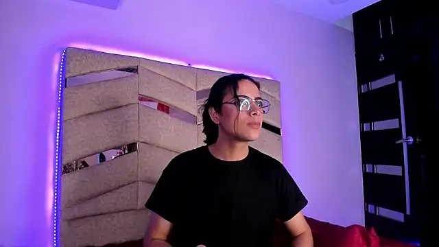 Snapshot of Eterea_blow chatting on January 2025 03:14:02 PM Eterea blow online show from January 2025 03:14:02 PM