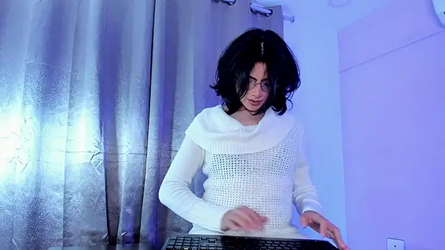 Snapshot of Eterea_blow chatting on February 2025 02:40:01 AM Eterea blow online show from February 2025 02:40:01 AM