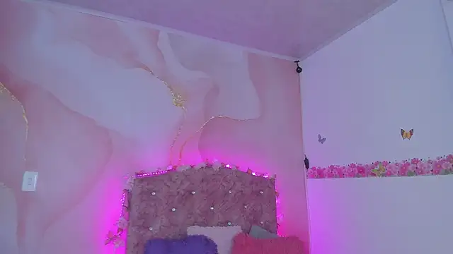 Snapshot of Daisy__rose chatting on January 2025 03:00:02 AM Daisy rose online show from January 2025 03:00:02 AM