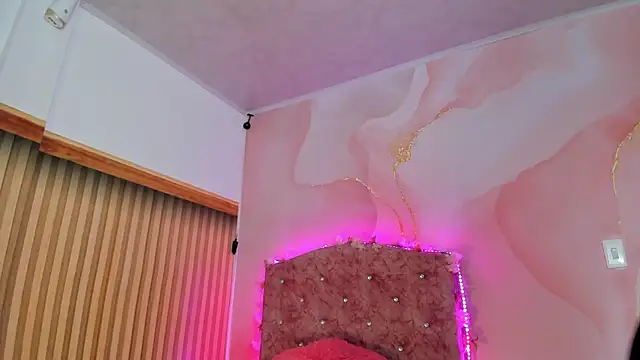 Snapshot of Daisy__rose chatting on September 2025 02:55:01 AM Daisy rose online show from September 2025 02:55:01 AM