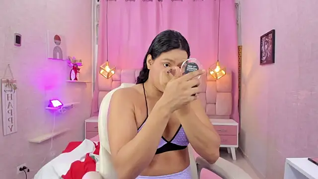 Snapshot of Alison_Chan_ chatting on February 2025 10:43:02 PM Alison Chan online show from February 2025 10:43:02 PM