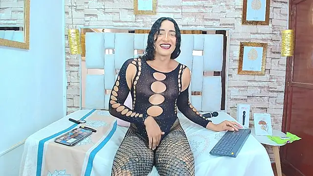 Alison Chan  online show from May 2026 10:06:02 PM