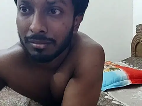 HunkyAriyan online show from December 2025 01:50:02 PM