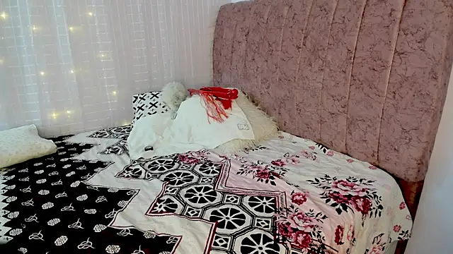 freyjagoddes online show from February 2026 08:48:02 PM