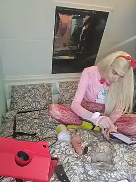 Doggyray44 online show from May 2026 08:37:01 PM
