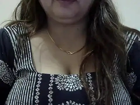 Snapshot of bhabhi_jaan11 chatting on October 2025 04:33:01 PM bhabhi jaan11 online show from October 2025 04:33:01 PM