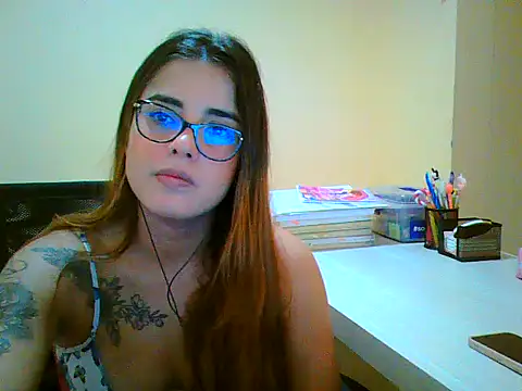 maliamiller online show from February 2026 02:21:02 PM