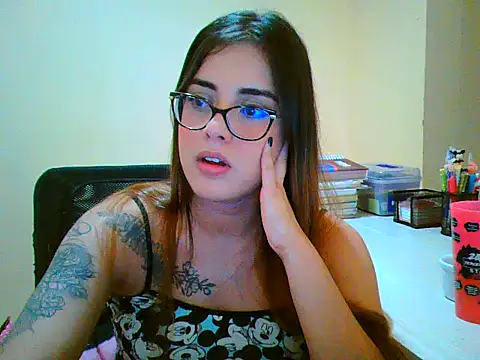 maliamiller online show from February 2026 10:05:01 AM