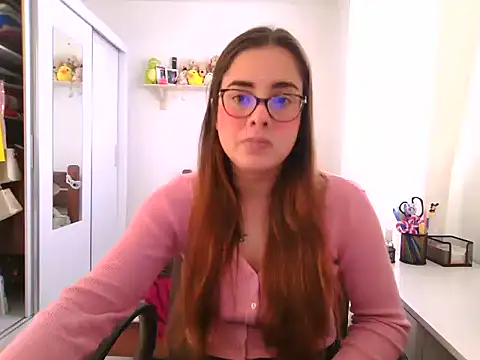 maliamiller online show from June 2026 07:13:01 PM