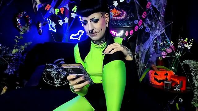 Purple Coffin666 online show from January 2026 01:17:02 PM