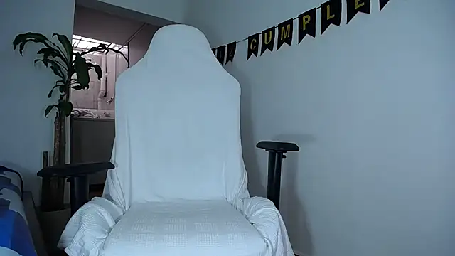 diamond black00 online show from January 2025 06:35:01 PM