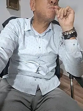 Snapshot of latinmartin73 chatting on June 2026 12:55:01 AM latinmartin73 online show from June 2026 12:55:01 AM