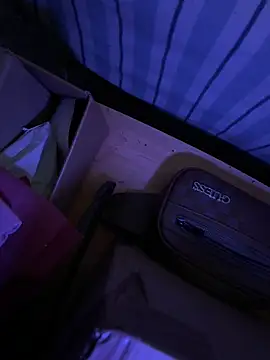 Snapshot of jovenestraviesos chatting on November 2025 10:07:02 PM jovenestraviesos online show from November 2025 10:07:02 PM