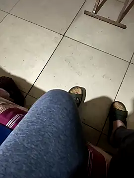 huzi518 online show from February 2025 07:02:01 PM