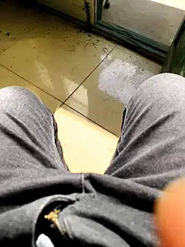 huzi518 online show from February 2025 03:15:01 AM