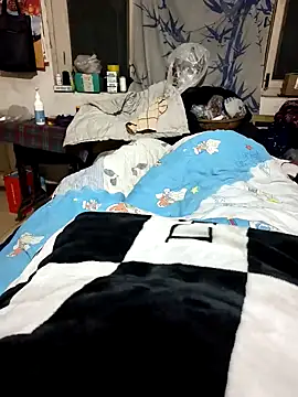 huzi518 online show from February 2025 12:25:02 PM