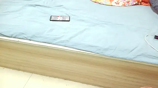 huzi518 online show from December 2025 03:39:01 PM