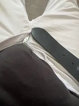 Young-hornyboy online show from June 2026 07:10:01 AM