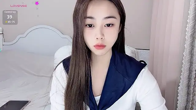 Caitlyn   online show from December 2024 10:53:02 AM