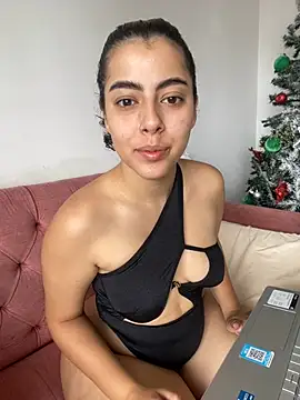 DakotaShelby online show from December 2024 10:35:02 PM