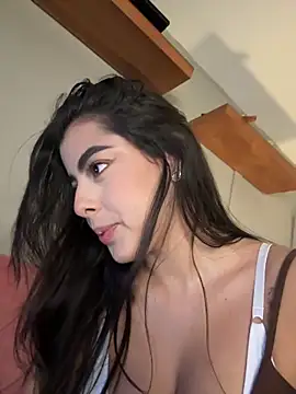 DakotaShelby online show from May 2026 11:21:01 PM