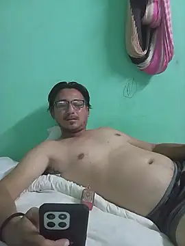 Andresguz35 online show from January 2026 05:10:02 AM