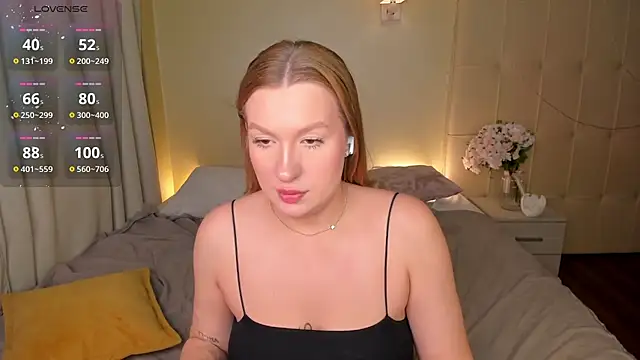 Emma  Leee online show from January 2025 04:13:01 AM