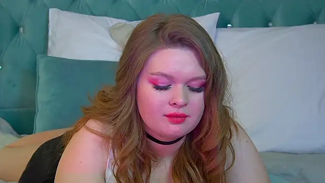 CrystalLyons online show from February 2025 08:16:02 PM