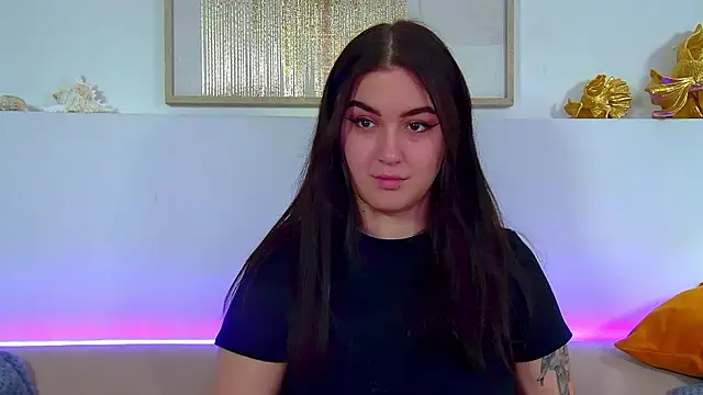 ChristinaMilton online show from October 2025 06:38:02 PM