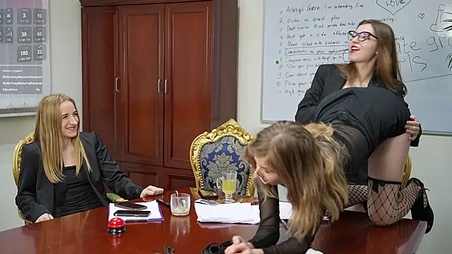 Snapshot of Michelle_054 chatting on January 2025 09:47:02 PM Michelle 054 online show from January 2025 09:47:02 PM