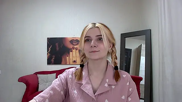 Snapshot of KellyStone chatting on February 2025 05:25:01 AM KellyStone online show from February 2025 05:25:01 AM