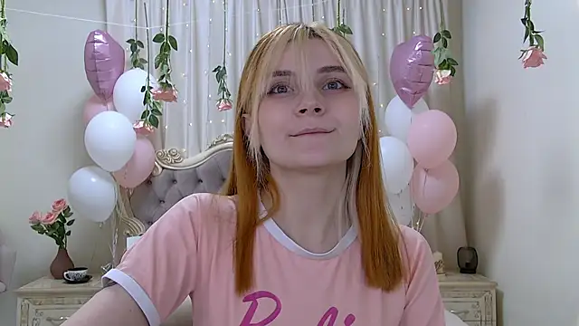 Snapshot of KellyStone chatting on February 2025 08:29:02 AM KellyStone online show from February 2025 08:29:02 AM